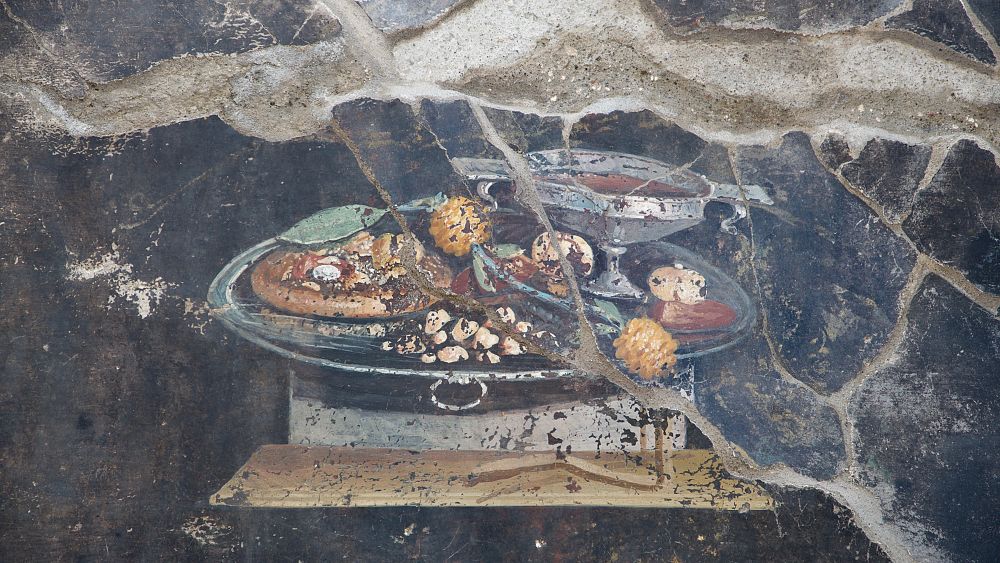 Mystique pizza!  La fresque de Pompéi pourrait montrer l'ancien "prédécesseur de la pizza"