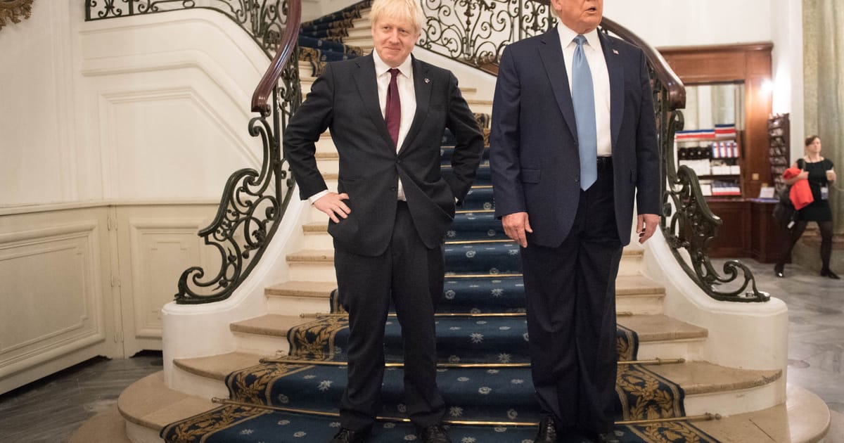 Boris Johnson tâtonne le livre de jeu de Trump