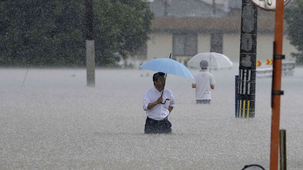 Le Japon connaît les "pluies les plus fortes de tous les temps" : le changement climatique rend-il les averses plus extrêmes ?