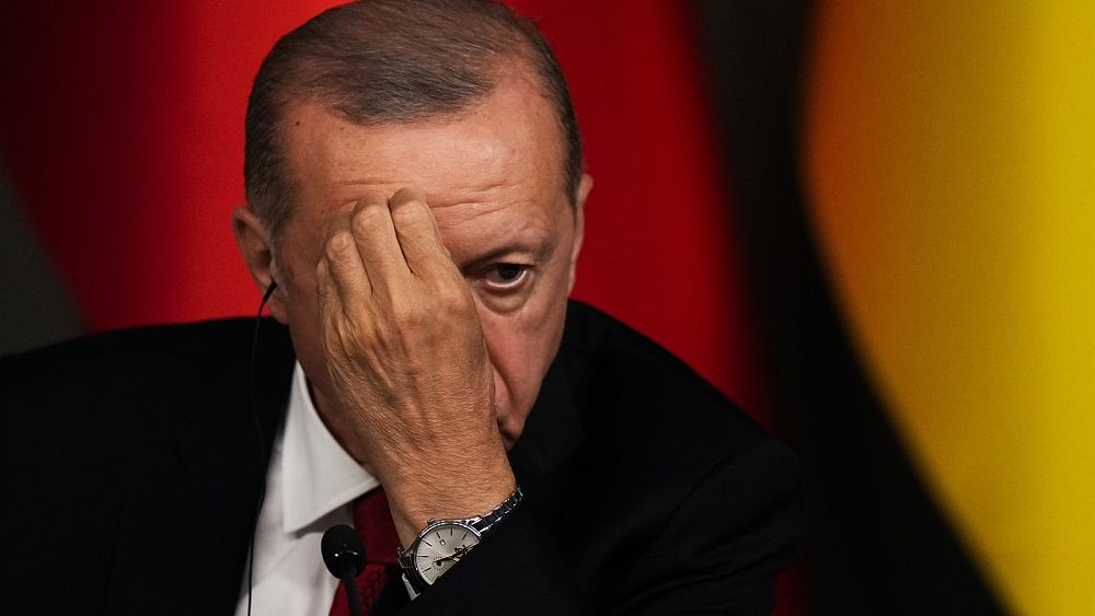 Bruxelles rejette la demande d'Erdoğan : l'adhésion à l'OTAN et l'adhésion à l'UE sont deux processus "distincts"