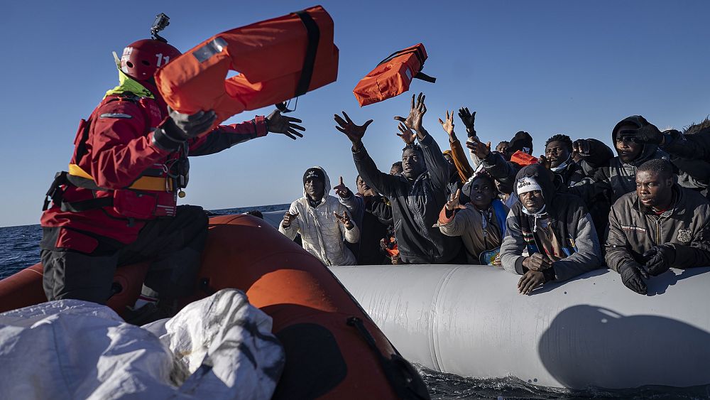 Les députés appellent à une mission de recherche et de sauvetage de l'UE au-dessus de la "honte" méditerranéenne