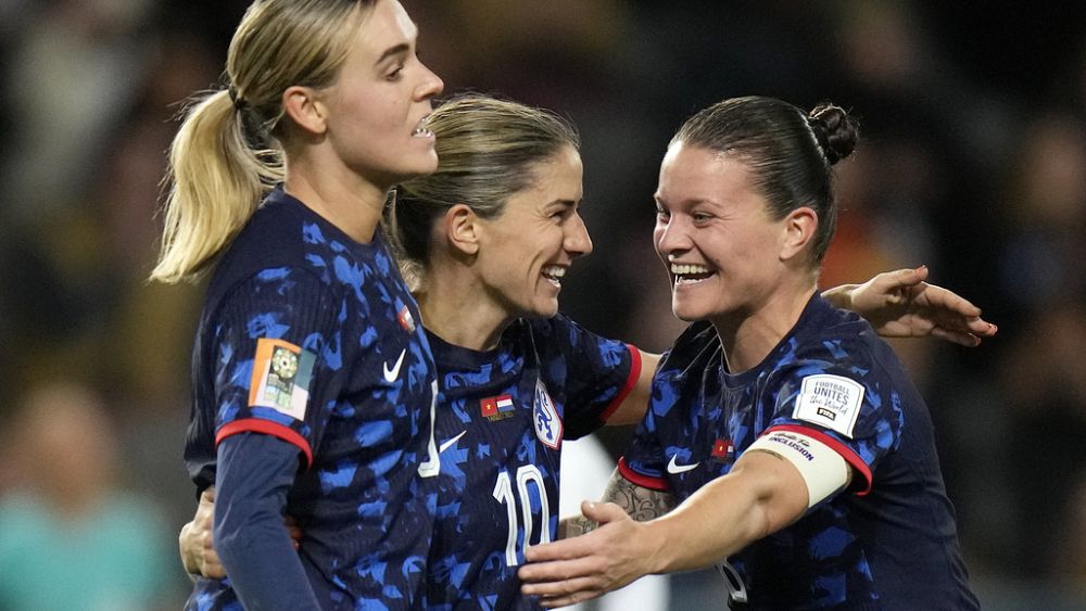 Coupe du monde féminine: les Pays-Bas battent le Vietnam 7-0 alors que les États-Unis évitent la surprise