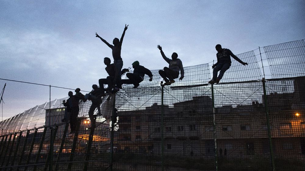 L'Espagne accusée de ne pas avoir rouvert "l'accès véritable et effectif à l'asile" dans les enclaves depuis le COVID