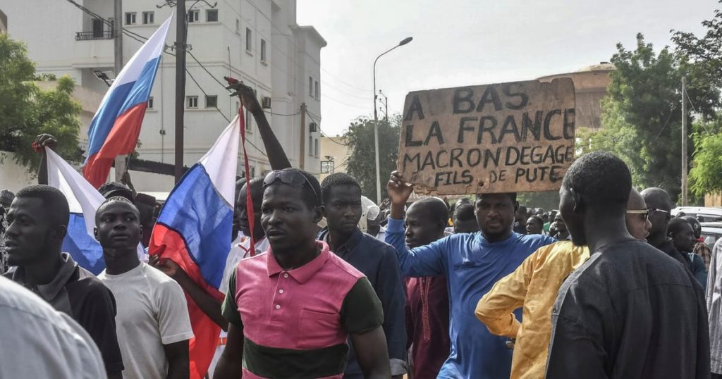 La France va évacuer les ressortissants du Niger après le coup d'État