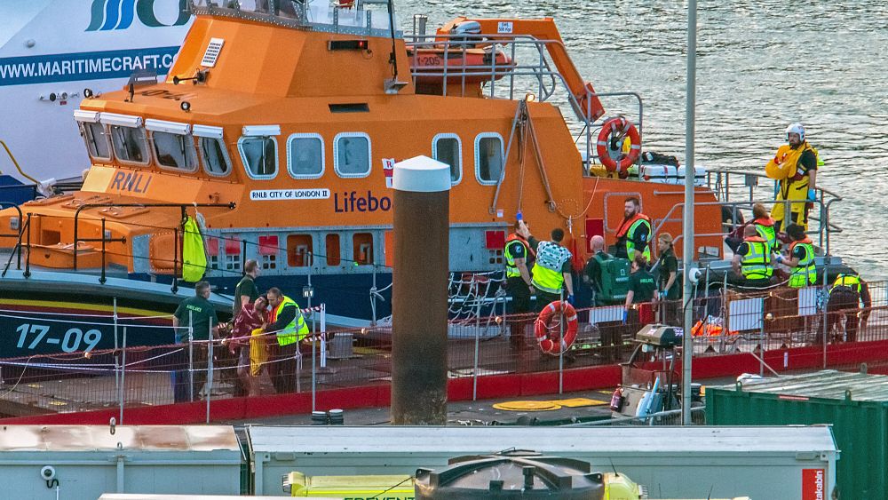La police française enquête sur un naufrage dans la Manche qui a fait au moins six morts