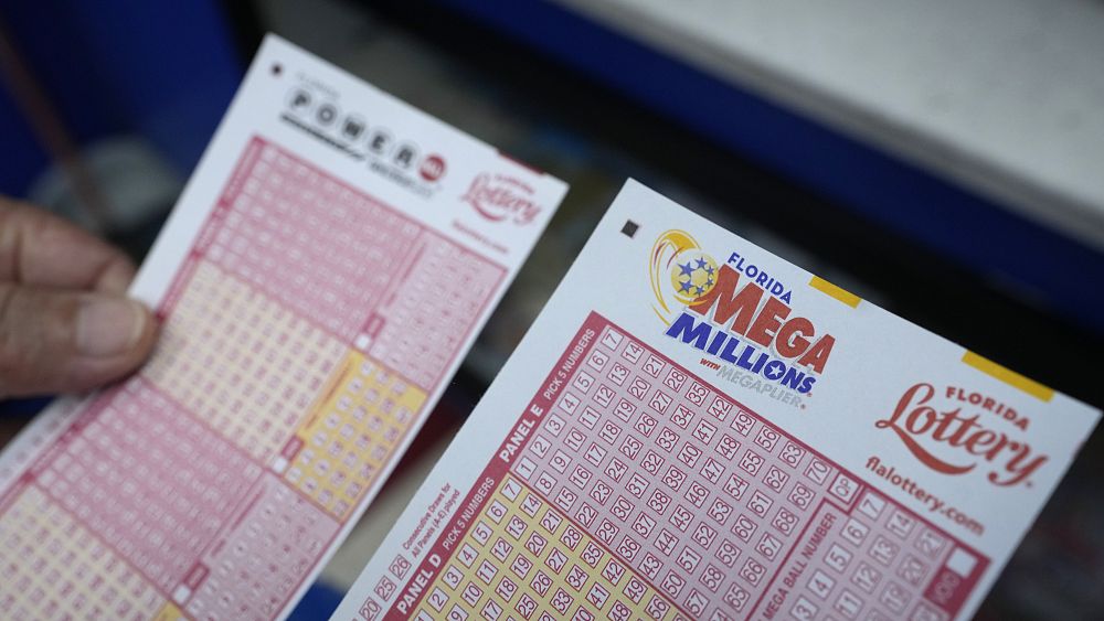 Loterie américaine : record mondial pour un ticket gagnant à 1,6 milliard  de dollars 