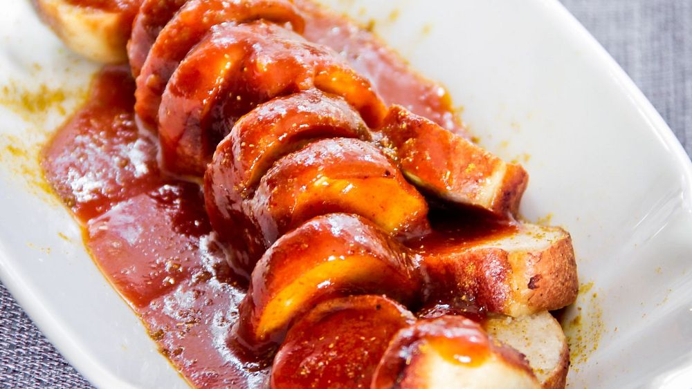Currywurst : le favori allemand de la street food revient à la cantine centrale de Volkswagen