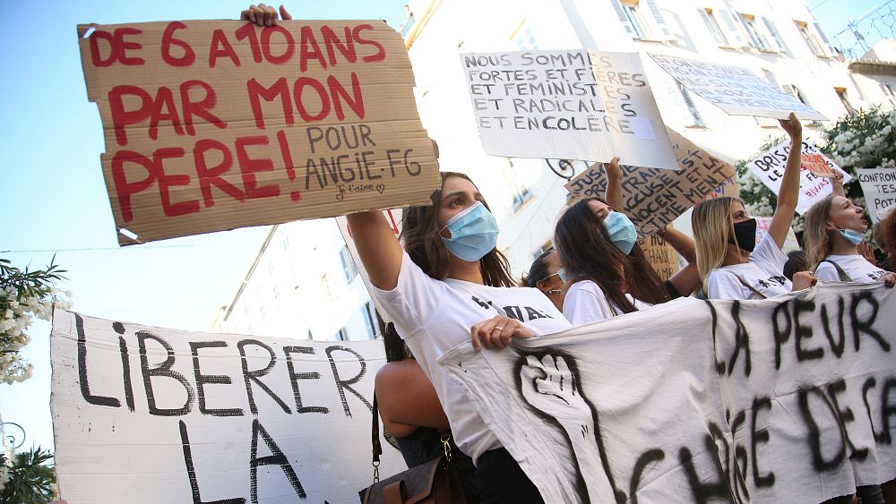 La France lance sa première grande campagne anti-inceste depuis deux décennies