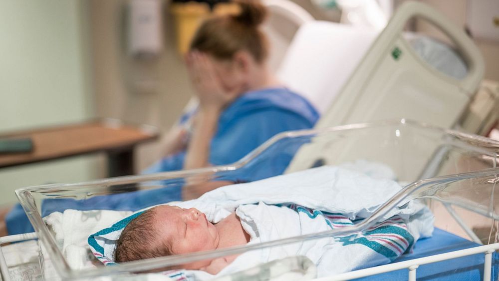 Les États-Unis viennent d’approuver une nouvelle pilule contre la dépression post-partum.  Où en est l’Europe en matière de traitement ?