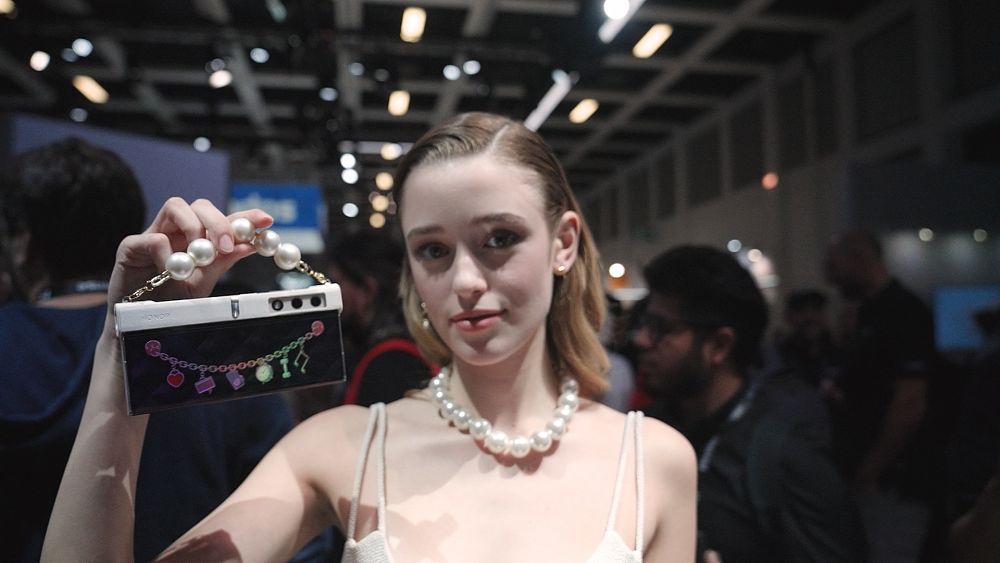 Un téléphone et un accessoire de mode ? Une entreprise chinoise dévoile tout à l'IFA