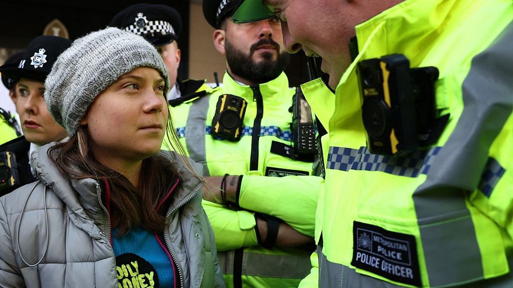 Oily Money Out : Greta Thunberg inculpée suite à son arrestation lors d'une manifestation à la conférence pétrolière de Londres
