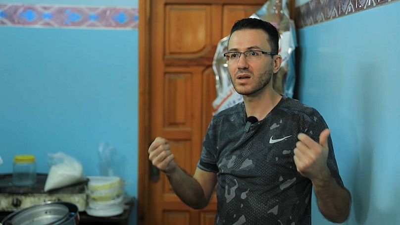 Hammam Al-Afrangi espère que le domicile d’un citoyen international sera plus sûr lorsque les soldats israéliens arriveront.  octobre 2023
