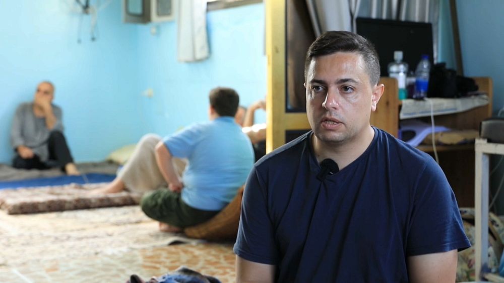Ibrahim Al-Agha, détenteur d'un passeport irlandais, accueille 90 personnes déplacées chez lui à Gaza