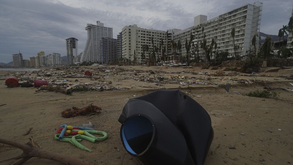 L'ouragan Otis frappe Acapulco, laissant près d'un million de personnes sans électricité