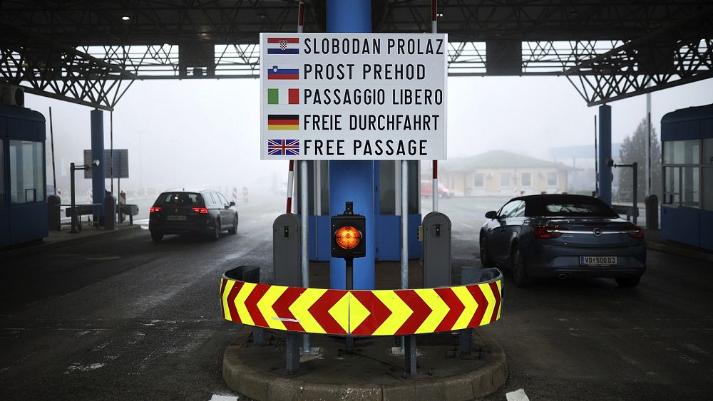 La présidence espagnole envisage le vote de décembre pour décider de l'adhésion de la Roumanie et de la Bulgarie à l'espace Schengen