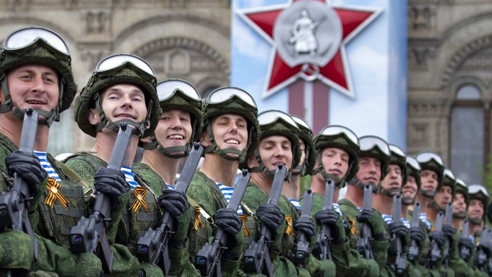 "Tout pour le front" : les députés russes soutiennent une augmentation de 68 % des dépenses militaires