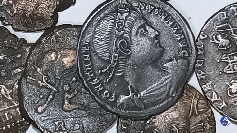 Un plongeur italien découvre un trésor d'anciennes pièces de monnaie romaines au large des côtes sardes