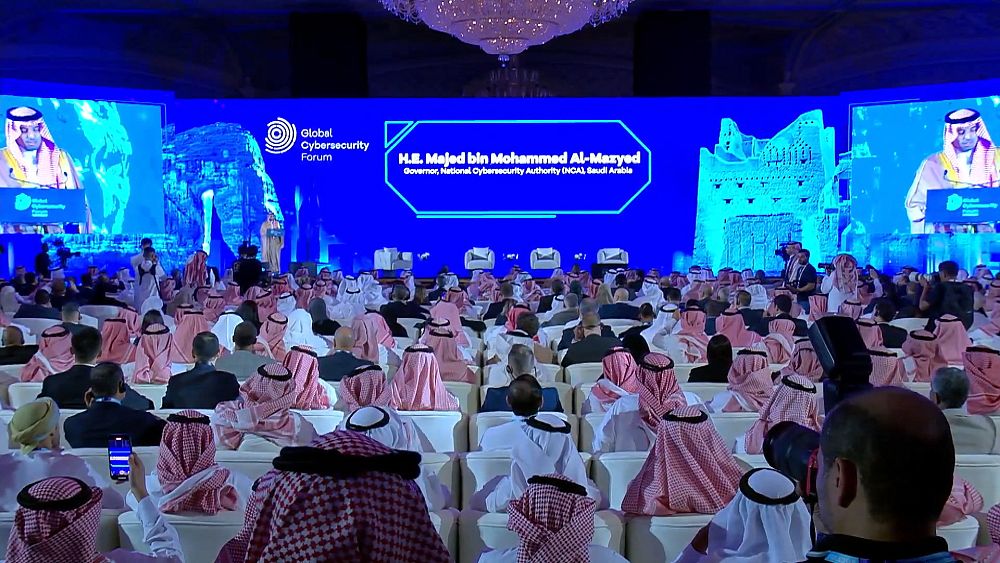 « L'ennemi, ce sont les fausses informations » : les dirigeants et les entreprises du monde entier s'attaquent à la cybersécurité à Riyad