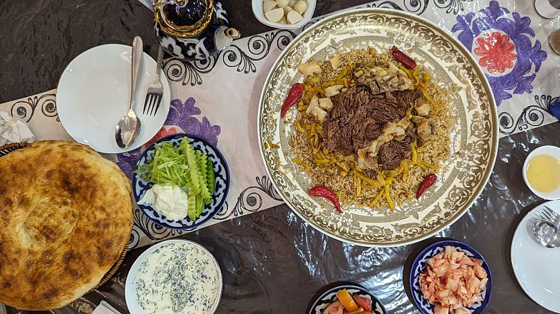Osh est le plat national de l'Ouzbékistan.