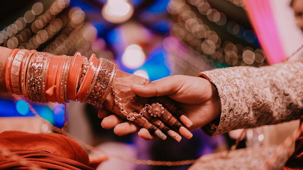 Vous rêvez d’une fête de mariage à la Bollywood ?  Voici comment dire « oui » en Inde
