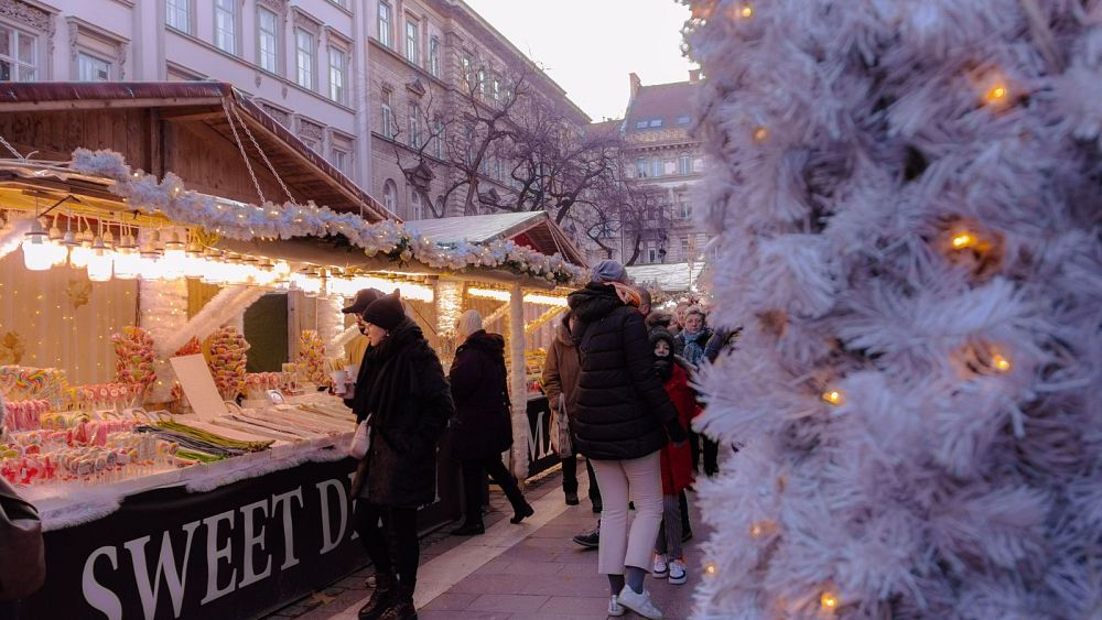 Vous aimez les marchés de Noël ?  Découvrez le meilleur de l'Europe avec ces circuits en train multi-pays
