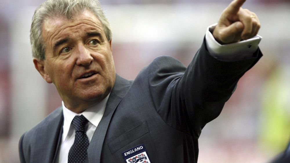 L'ancien entraîneur de football de l'Angleterre, de Tottenham et de Barcelone, Terry Venables, est décédé à 80 ans