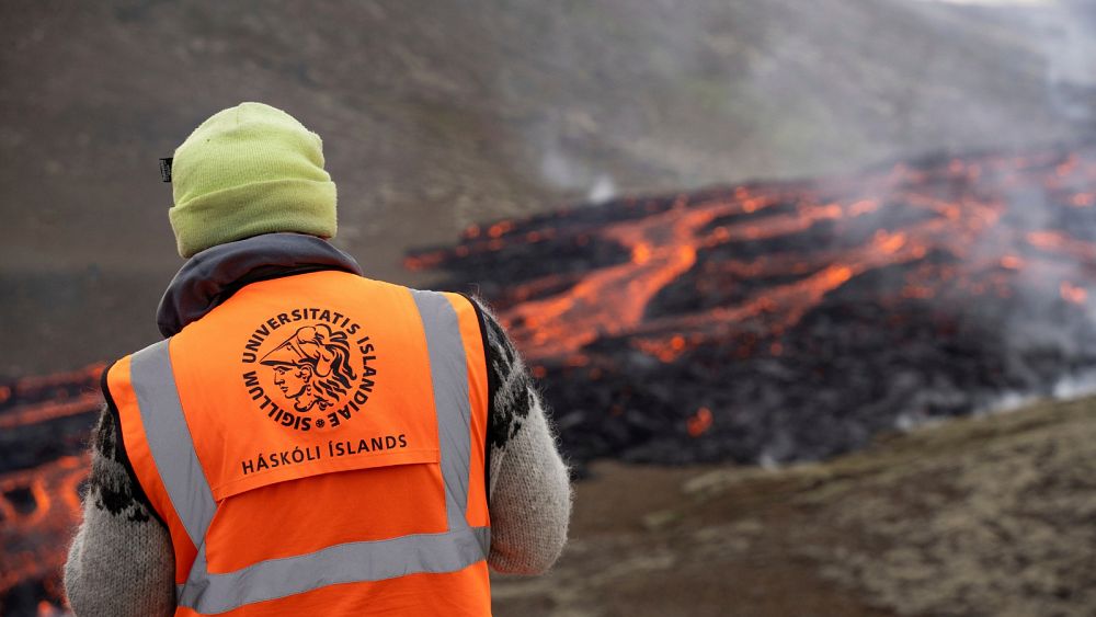 L'Islande déclare l'état d'urgence face à l'escalade des tremblements de terre et aux craintes d'une éruption volcanique