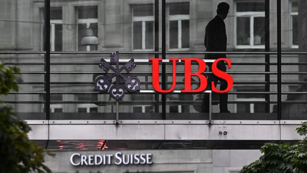 L'action UBS en hausse de 4% malgré une perte de 785 millions de dollars suite à l'accord avec le Credit Suisse