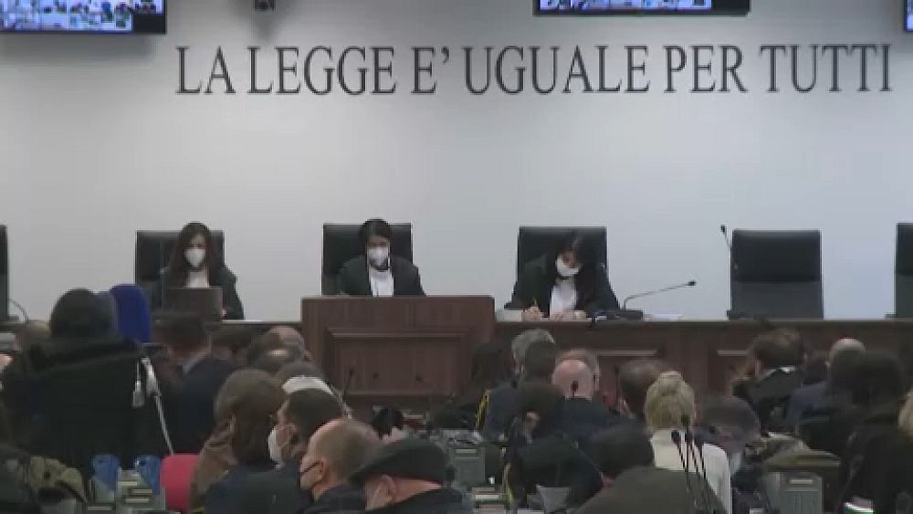 Plus de 200 personnes condamnées lors du maxi-procès italien impliquant le syndicat du crime 'ndrangheta