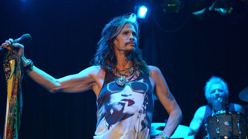 Steven Tyler d'Aerosmith accusé d'agression sexuelle
