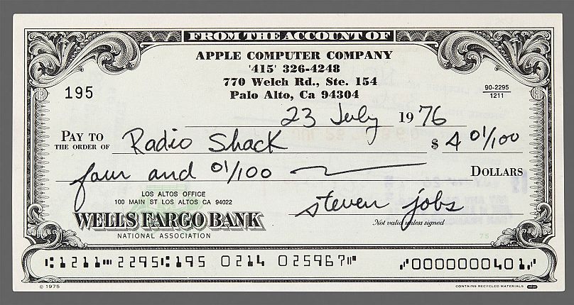 Un chèque signé par Steve Jobs à Radio Shack en 1976