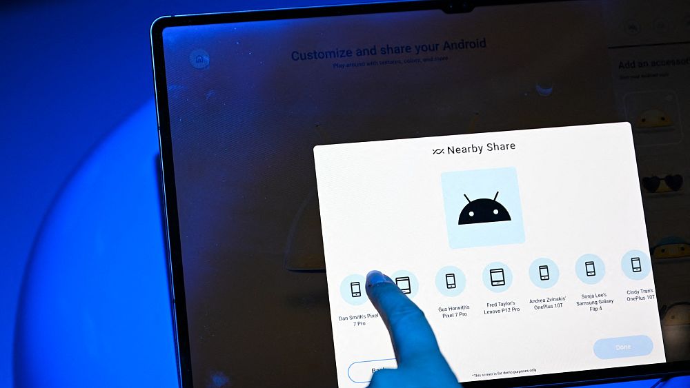 Alphabet partage ses actions alors que le modèle Gemini AI fait ses débuts