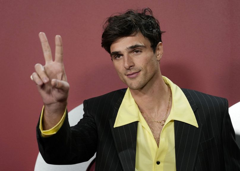 Jacob Elordi pose à la soirée Men of the Year de GQ au Bar Marmont, le jeudi 16 novembre 2023.