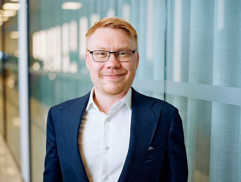 Le fondateur de SuperGround, Santtu Vekkeli, se dit un fervent adepte de la science et de la technologie et possède une liste de problèmes non résolus liés à l'alimentation.