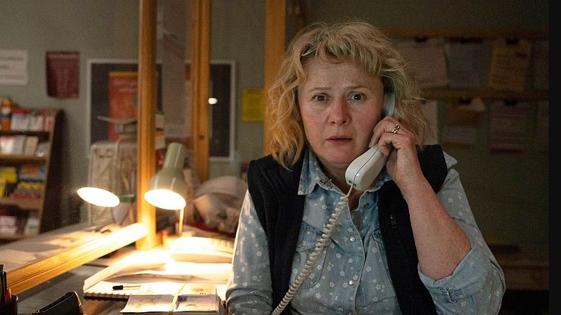 Monica Dolan incarne Jo Hamilton dans