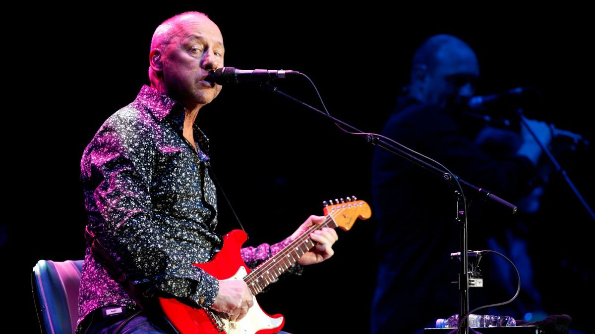 Dire Straits’ Mark Knopfler to auction 120 of his guitars