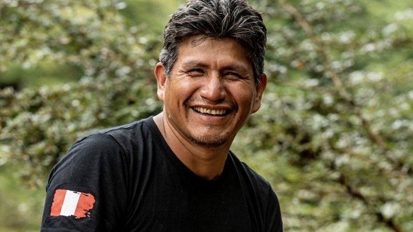 L'écologiste péruvien JJ Durand estime que l'éducation est la clé pour sauver la forêt tropicale.