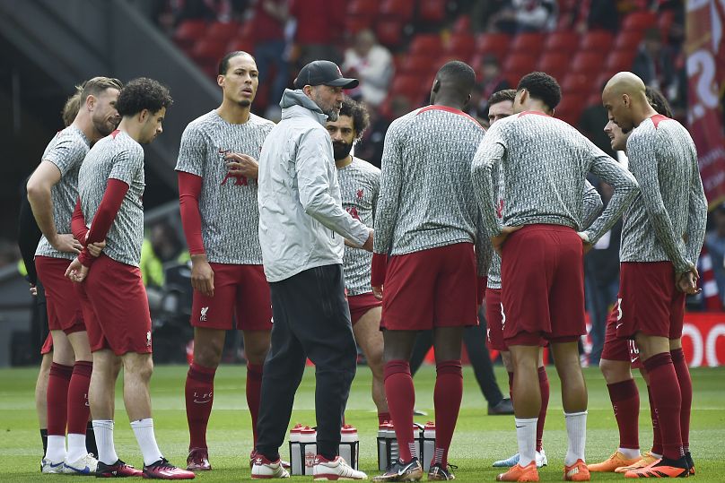 Les managers de football ont plus de responsabilités que les entraîneurs, selon l'entraîneur de l'UEFA Pedro Menconca