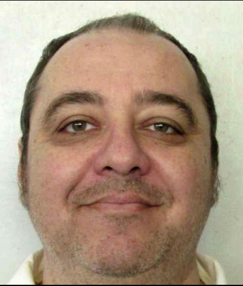 Cette photo non datée fournie par le Département correctionnel de l'Alabama montre le détenu Kenneth Eugene Smith, qui a été reconnu coupable du meurtre pour compte d'autrui de la femme d'un pasteur en 1988.