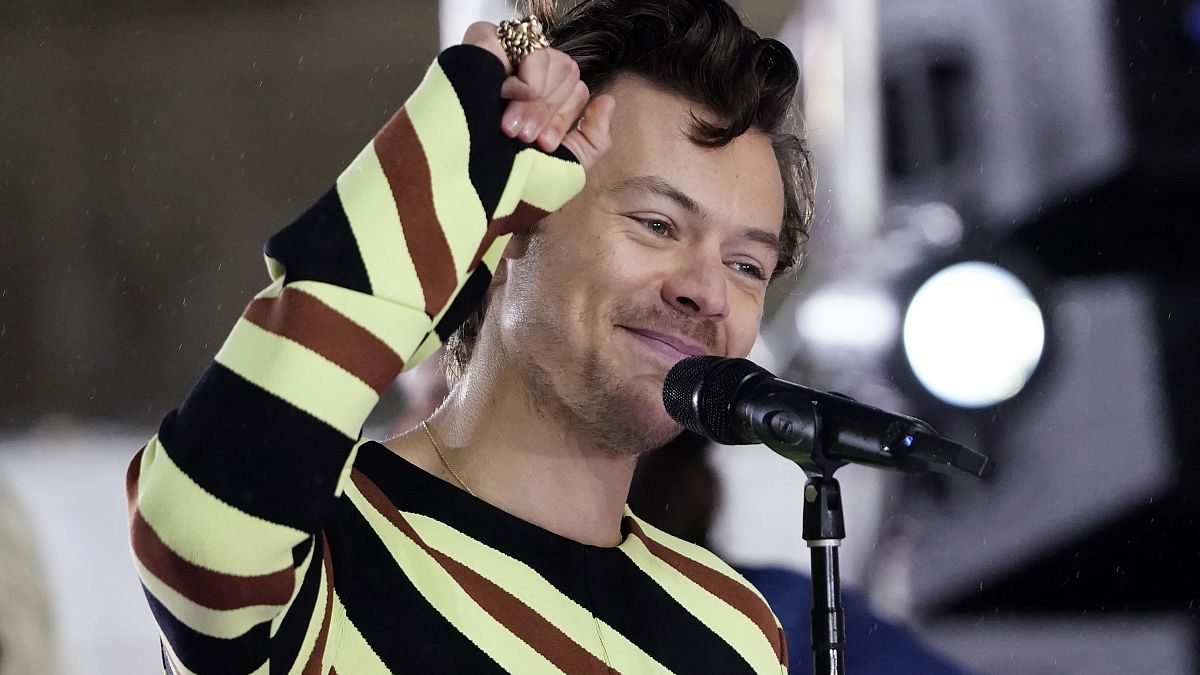 Harry Styles performs on NBC