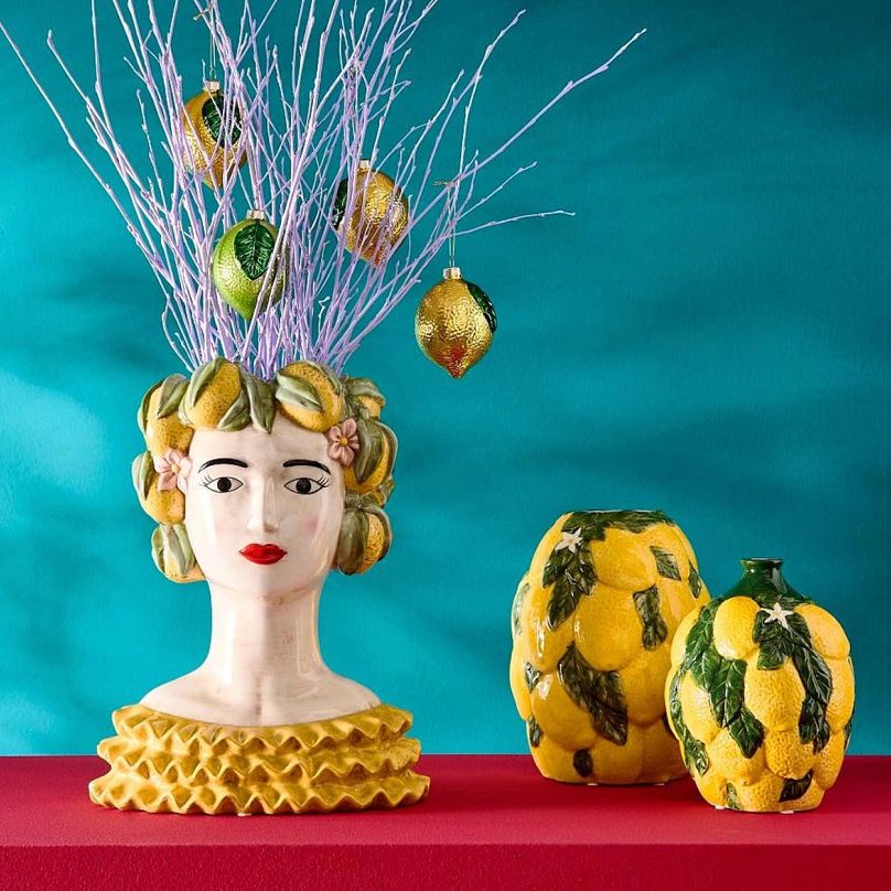 Vase dame citron par Werner Voss