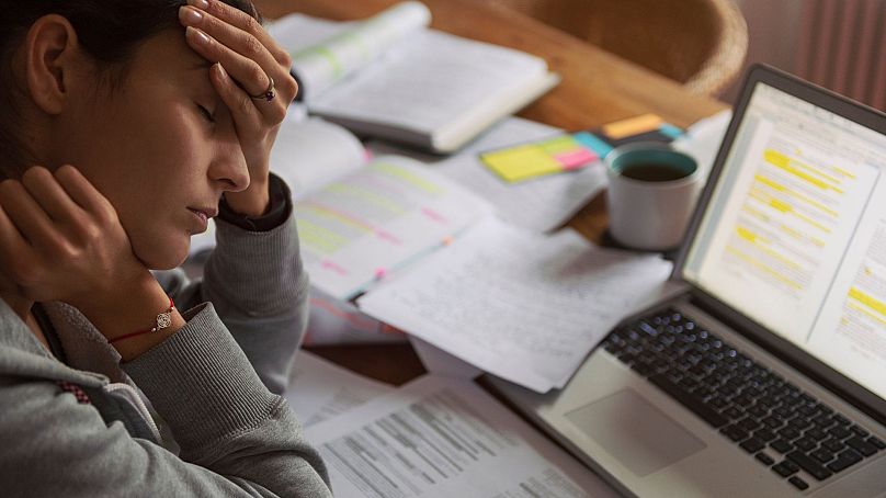 L'enquête suggère que les lieux de travail peuvent être mal préparés à soutenir les employés confrontés à des niveaux de stress élevés.