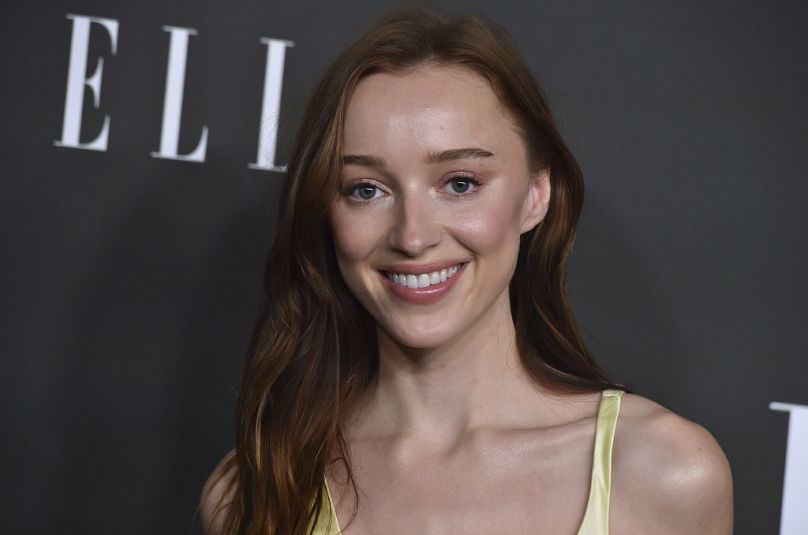 Phoebe Dynevor assiste à la célébration ELLE Women in Hollywood, le mardi 5 décembre 2023.