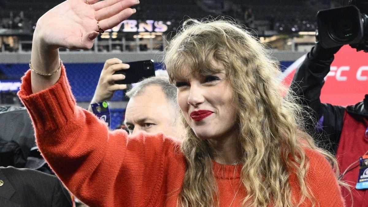 Taylor Swift waves after the AFC Championship NFL football game between the Baltimore Ravens and the Kansas City Chiefs, Sunday, Jan. 28, 2024