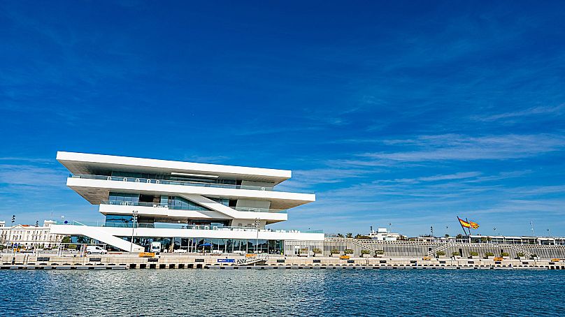 Arrêtez-vous à la Marina de Valence.