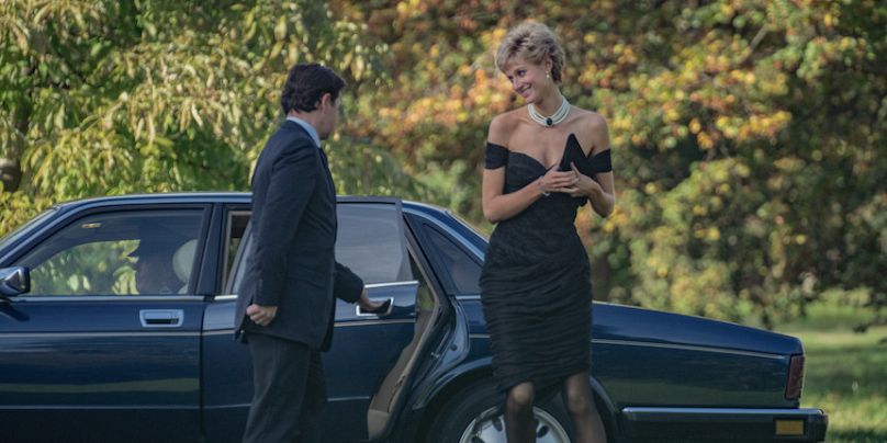Elizabeth Debicki dans la robe Diana Revenge