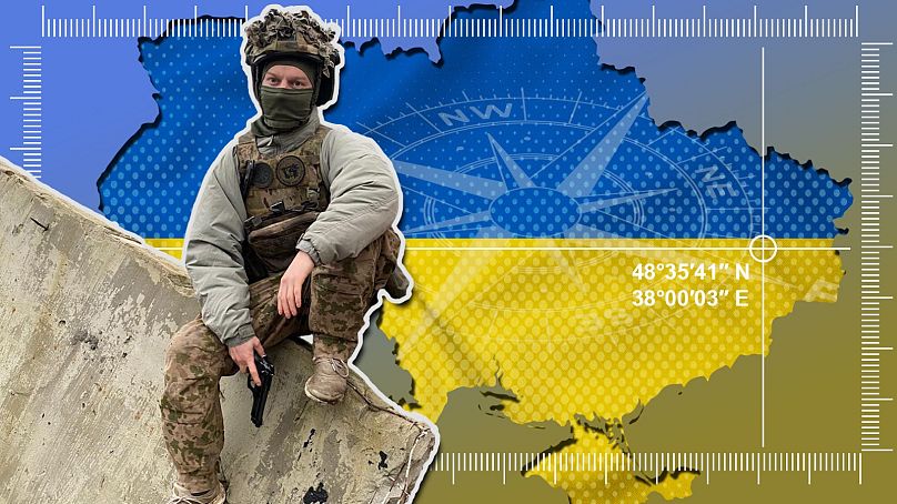 Image composite montrant la carte et le drapeau de l'Ukraine, avec boussole, et le soldat finlandais 