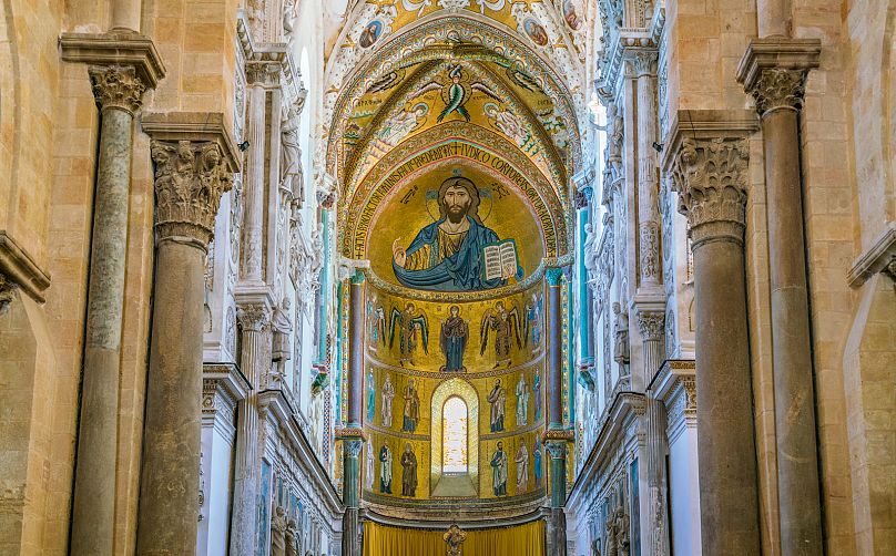 L'intérieur de la cathédrale de Cefalù, avec son emblématique Christ Pantocrator de style byzantin. 1er février 2019.