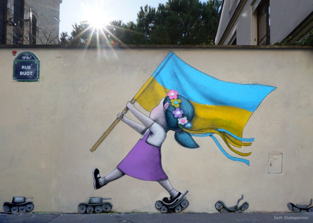 Deux ans de guerre. Frappée et meurtrie, mais toujours debout. L’Ukraine se bat pour elle, pour ses idéaux, pour notre Europe. Notre engagement à ses côtés ne faiblira pas.
