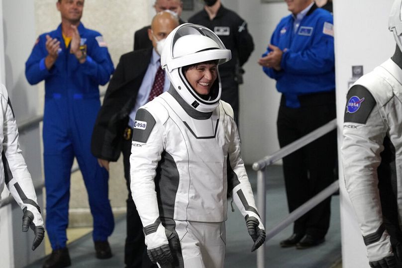 L'astronaute italienne de l'Agence spatiale européenne Samantha Cristoforetti, au Centre spatial Kennedy à Cap Canaveral, en Floride, en avril 2022.